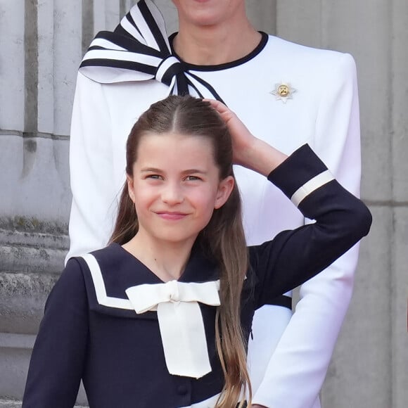 Catherine Kate Middleton, princesse de Galles, la princesse Charlotte - Les membres de la famille royale britannique au balcon du Palais de Buckingham lors de la parade militaire "Trooping the Colour" à Londres le 15 juin 2024 © Julien Burton / Bestimage 