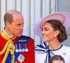 Kate est réapparue à Trooping the Colour 6 mois après sa dernière sortie officielle
Kate Middleton et le prince William sur le balcon de Buckingham lors de la parade Trooping the Colour