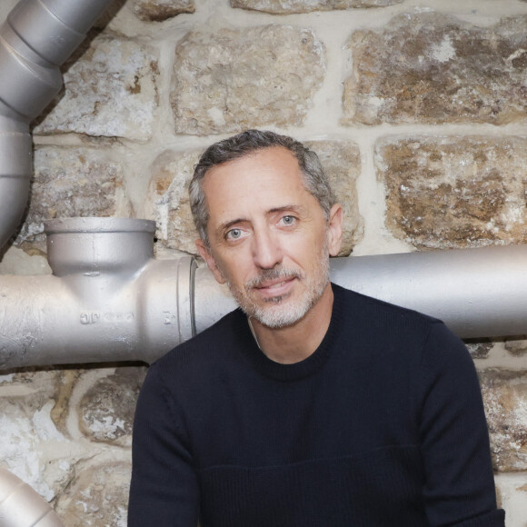 Exclusif - Rendez-vous avec Gad Elmaleh dans les backstage des Comedy Club à Paris. Le 23 avril 2023 © Jack Tribeca / Bestimage 