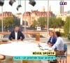 Pour y accompagner le réveil des téléspectateurs de TF1, Bruce Toussaint est entouré d'une équipe de chroniqueurs
L'équipe de "Bonjour !" sur TF1