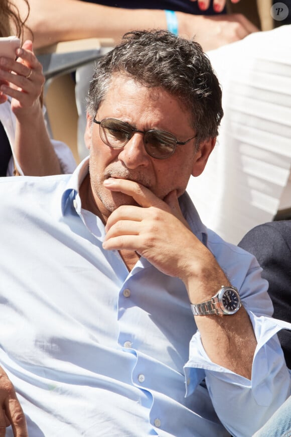 Pascal Elbé en tribunes lors des Internationaux de France de tennis de Roland Garros 2023 à Paris, France, le 30 mai 2023. © Jacovides-Moreau/Bestimage 