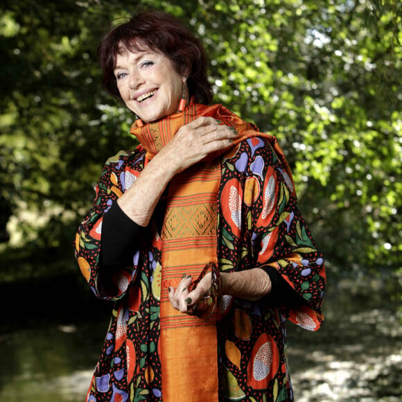 Mais l'artiste continue de travailler, elle est sur scène tous les soirs...
Anny Duperey pose lors d'une séance de portrait à Paris, France, le 20 août 2021. Photo par VIM/ABACAPRESS.COM