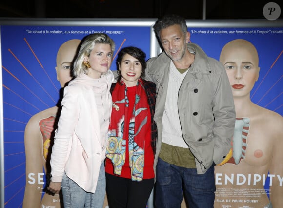 Cécile Cassel, Prune Nourry, Vincent Cassel - Avant-Première du film "Serendipity" au MK2 Bibliothèque à Paris le 21 Octobre 2019. © Marc Ausset-Lacroix/Bestimage