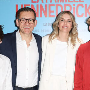 C'est d'ailleurs le sujet du dernier film de Laurence Arné.
Jehan Renard, Laurence Arné, Dany Boon, Ferdinand Redouloux et Alicia Hava - Avant-première du film "La Famille Hennedricks" au Cinéma Pathé Beaugrenelle à Paris le 18 juin 2024. © Coadic Guirec/Bestimage