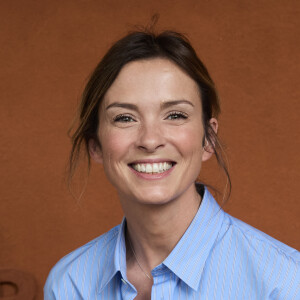 Isabelle Ithurburu - Les célébrités au village lors des Internationaux de France de tennis de Roland Garros 2024 à Paris. Le 5 juin 2024. © Jacovides-Moreau/Bestimage 