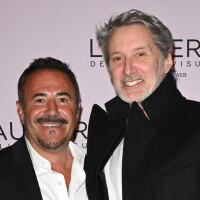 "Je m'enfile pas cinq litres de..." Antoine de Caunes sans pitié avec José Garcia et son habitude très mauvaise pour la santé