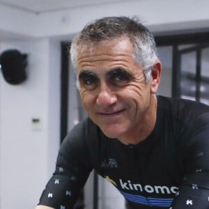 Dimanche 30 juin 2024, l'ancien cycliste professionnel a poussé un coup de gueule à l'antenne
Laurent Jalabert lors de la soirée Kinomap, une application interactive d'entraînement au cyclisme en salle, à Paris le 23 janvier 2024. © Michael Baucher / Panoramic / Bestimage