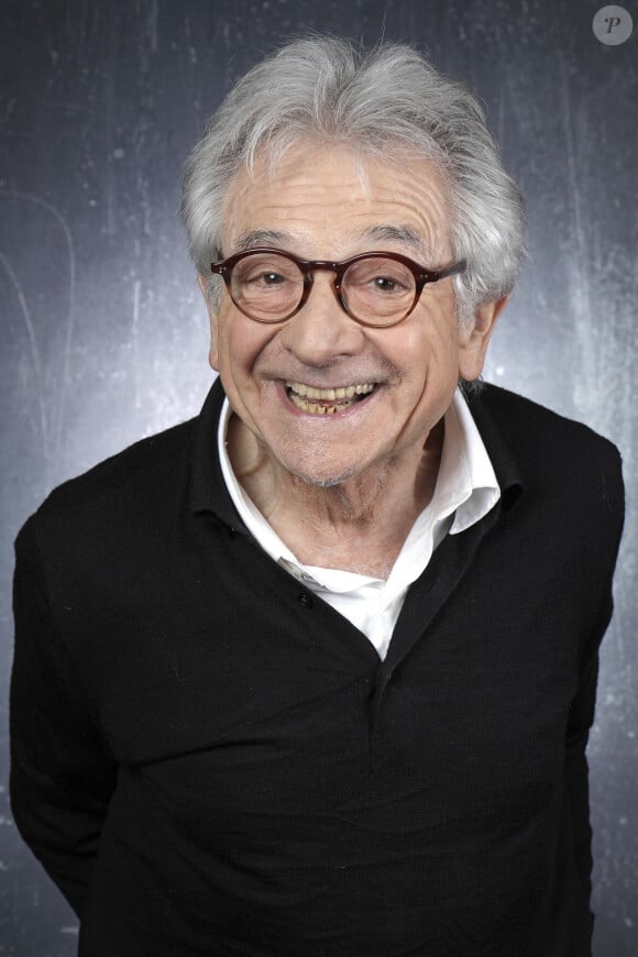L'animateur de télévision est mort à son domicile le dimanche 30 juin 2024
Portrait de Jean-Pierre Descombes lors de l'enregistrement de l'émission "Chez Jordan" à Paris. Le 20 mars 2023