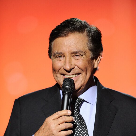 Exclusif - No Web - Jean-Pierre Foucault - Surprises - Enregistrement de l'émission "La Chanson secrète 4", qui sera diffusée le 4 janvier 2020 sur TF1, à Paris. Le 17 décembre 2019 © Gaffiot-Perusseau / Bestimage 