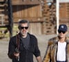 Depuis séparés, chacun travaille sur un projet de film autour de la mémoire de Johnny Hallyday. 
Exclusif - Laeticia Hallyday et son compagnon Jalil Lespert se baladent en amoureux sur une plage de Malibu avec leur chienne Cheyenne le 11 février 2023.