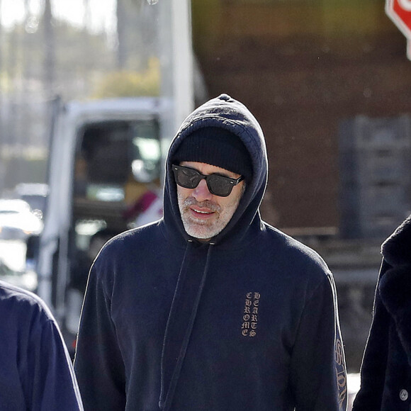 Exclusif - Laeticia Hallyday et son compagnon Jalil Lespert sont allés faire leur marché à Pacific Palisades le 5 février 2023.