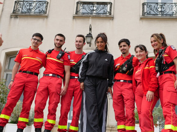 Amel Bent lors du "Coeur de Sillery Festival" le samedi 29 juin 2024.