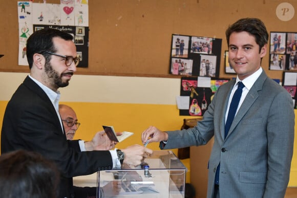 Gabriel Attal, Premier ministre, vote pour le deuxième tour des élections législatives. Vanves, le 7 juillet 2024. © Firas Abdullah/Pool/Bestimage