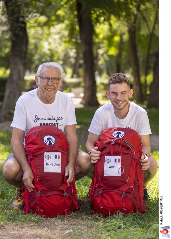 "Et puis, il y a des histoires qu'on a envie de suivre, comme le grand-père et le petit-fils, on se dit 'tiens ce serait sympa de leur offrir une deuxième chance et de les revoir'."
Jean-Claude et Axel, candidats de "Pékin Express 2022", sur M6