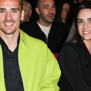 Antoine Griezmann et sa femme Erika Choperena - Inauguration de la statue de cire de "Antoine Griezmann" au musée Grévin à Paris le 6 mars 2023. © Coadic Guirec/Bestimage