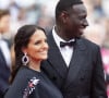  La mère de famille a déclaré une nouvelle fois sa flamme à son mari en inscrivant la légende suivante : "Jusqu'à la fin des temps".
Omar Sy et sa femme Hélène à la montée des marches du film " Top Gun : Maverick " lors du 75ème Festival International du Film de Cannes, le 18 mai 2022
