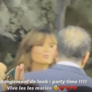 "Dernières retouches pour ma sublime Malika Ménard. Heureux d'être présent pour célébrer l'amour. Je leur souhaite de tout mon coeur, tout le bonheur du monde. Vive les mariés" peut-on lire en légende des vidéos partagées sur le compte officiel de l'artiste maquilleur.
Mariage de Malika Ménard, Instagram