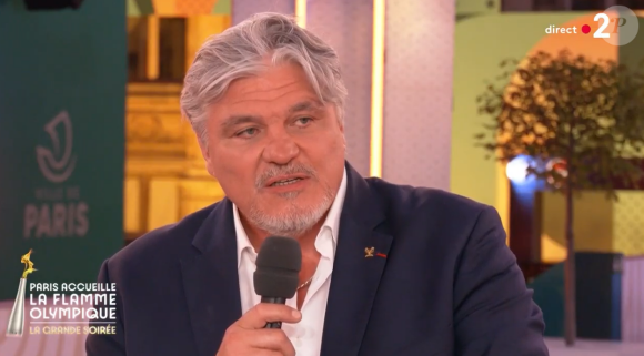 Laurent Luyat gaffe face à Mentissa en direct sur France 2 !