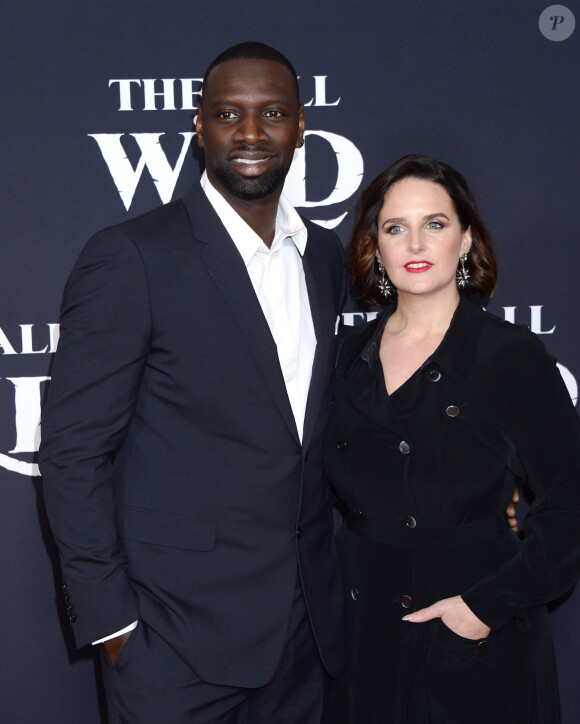 Hélène Sy a fondé l'association CéKeDuBonheur dont elle occupe aujourd'hui le rôle de présidente
Omar Sy et sa femme Hélène à la première du film "The Call of the Wild" à Los Angeles, le 13 février 2020. 