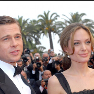 Depuis, les deux acteurs se livrent une guerre judiciaire par avocats interposés
Brad Pitt et Angelina Jolie