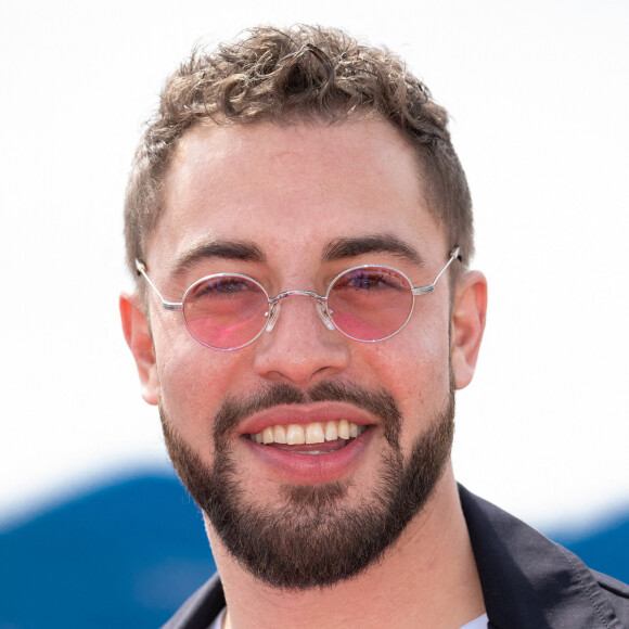 
Marwan Berreni assiste au photocall de "Plus belle la vie" lors du 5ème Festival de Cannes. David Niviere/ABACAPRESS.COM