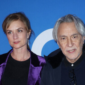 À l'époque, celui qui partage aujourd'hui sa vie avec Pascale Louange avait craint pour sa vie.Pascale Louange et Richard Berry assistent au photocall "Johnny Hallyday, L'Exposition" à Paris Expo Porte de Versailles à Paris, France le 21 décembre 2023, sera ouvert du 22 décembre 2023 au 19 juin 2024. Photo par Jerome Dominé/ABACAPRESS.COM