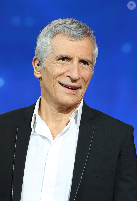 Nagui - Les personnalités se mobilisent lors de la 37ème édition du Téléthon sur le plateau de France 2, avec pour parrain Vianney. Cette année, 80,6 millions de dons ont été promis. Le 9 décembre 2023. © Coadic Guirec / Bestimage