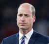 Le prince William est très sollicité vu sa fonction de choix. 
Le prince William, prince de Galles, avec le prince George de Galles, et le roi Felipe VI d'Espagne avec l'infante Sofia dans les tribunes lors de la finale de l'Euro "Espagne - Angleterre" à l'Olympiastadion à Berlin.