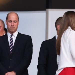 Le prince William, prince de Galles, avec le prince George de Galles, et le roi Felipe VI d'Espagne avec l'infante Sofia dans les tribunes lors de la finale de l'Euro 2024 "Espagne - Angleterre" à l'Olympiastadion à Berlin, le 14 juillet 2024.