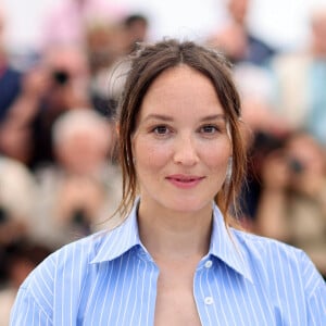 En effet, certains jolis prénoms de personnages du film et du livre pourraient donner des idées aux futurs parents en manque d'inspiration. 
Anaïs Demoustier (enceinte) - Photocall du film "Le comte de Monte Cristo" (Hors Compétition) lors du 77ème Festival International du Film de Cannes (14 - 25 mai 2024), le 23 mai 2024. © Jacovides / Moreau / Bestimage