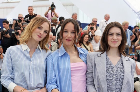 Adèle Simphal, Anamaria Vartolomei, Anaïs Demoustier (enceinte) - Photocall du film "Le comte de Monte Cristo" (Hors Compétition) lors du 77ème Festival International du Film de Cannes (14 - 25 mai 2024), le 23 mai 2024. © Jacovides / Moreau / Bestimage