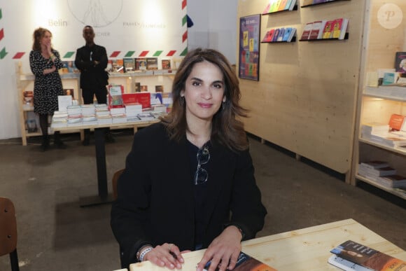 "Je vais vous donner rendez-vous dans quelque temps après un congé maternité. C'est une heureuse nouvelle" avait-elle déclaré à la fin de son émission sur Cnews.
Sonia Mabrouk - Festival du Livre de Paris 2023 au Grand Palais Éphémère - Paris le 22/04/2023 - © Jack Tribeca / Bestimage