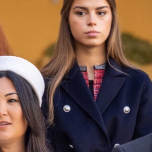 Marie Chevallier et son mari Louis Ducruet - La famille princière monégasque dans la cour d'honneur du palais lors de la la fête nationale à Monaco, le 19 novembre 2023. La famille princière monégasque assiste à la prise d'armes, puis à la cérémonie de remise des médailles et à un défilé militaire sur la place du palais princier. © Olivier Huitel / Pool Monaco / Bestimage 