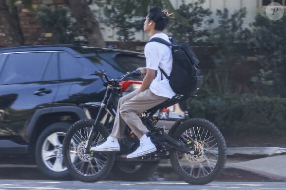 Pax Jolie-Pitt dans les rues de Los Angeles.