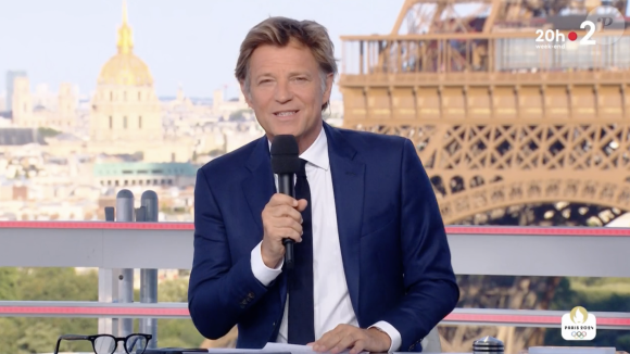 Laurent Delahousse pendant le JT de 20h sur France 2 avec Teddy Riner.