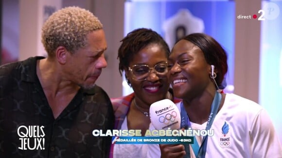 JoeyStarr et Claudia Tagbo sont venus féliciter la judokate Clarisse Agbegnenou en direct sur France 2 après sa médaille de bronze lors de Jeux Olympiques de Paris 2024.