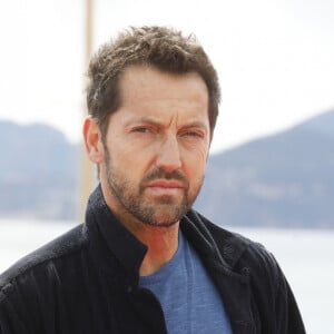 Frédéric Diefenthal au photocall de la série "Ici tout commence" lors de la 5ème saison du festival International des Séries "Canneseries" à Cannes, France, le 2 avril 2022. © Denis Guignebourg/Bestimage