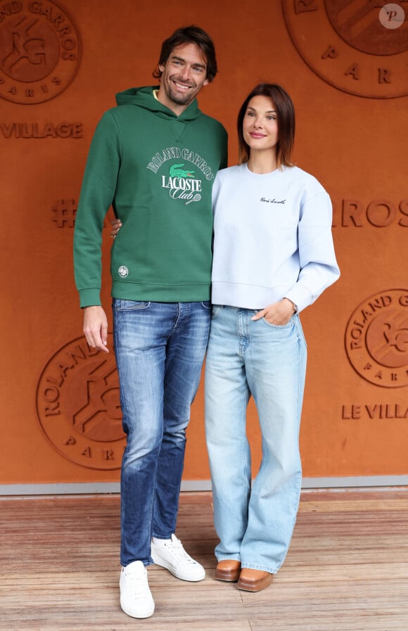 Camille Lacourt et sa compagne Alice Detollenaere - Célébrités au village des Internationaux de France de tennis de Roland Garros 2024 à Paris le 2 juin 2024. © Jacovides / Moreau / Bestimage 