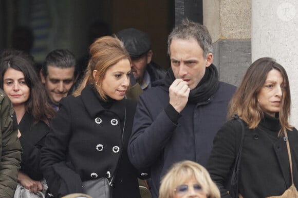 Léa Salamé et Raphaël Glucksmann assistent aux obsèques de Sébastien Demorand au dôme du crématorium du cimetière du Père-Lachaise à Paris, le 31 janvier 2020. ABACAPRESS.COM