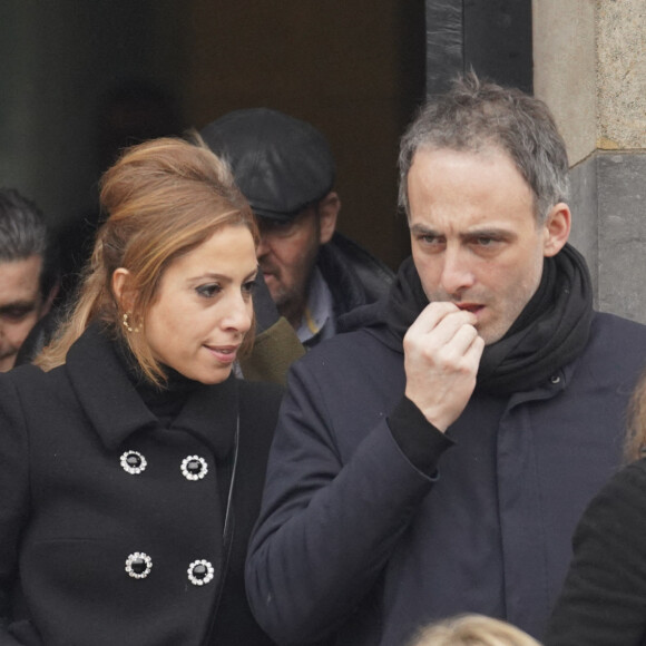 Léa Salamé et Raphaël Glucksmann assistent aux obsèques de Sébastien Demorand au dôme du crématorium du cimetière du Père-Lachaise à Paris, le 31 janvier 2020. ABACAPRESS.COM