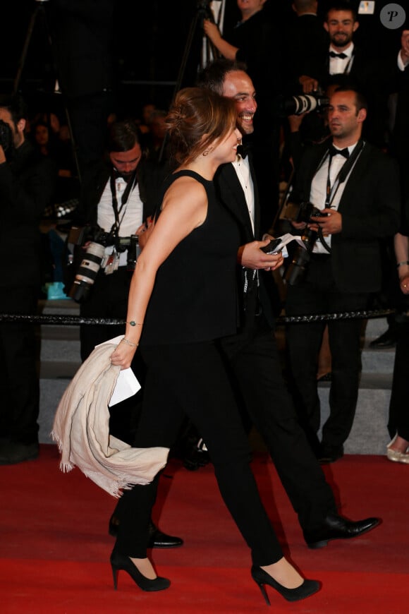 Léa Salamé et Raphaël Glucksmann assistent à la première du Redoutable lors de la 70e édition du Festival de Cannes au Palais des Festivals le 21 mai 2017 à Cannes. Shootpix/ABACAPRESS.COM