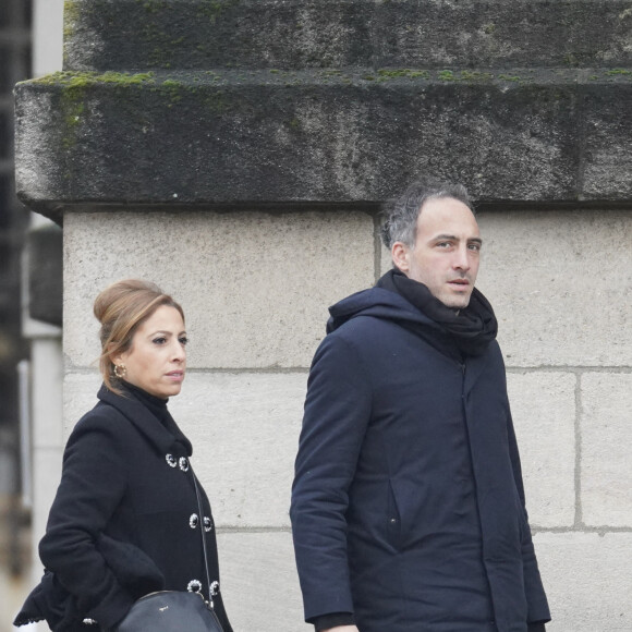 Léa Salamé et Raphaël Glucksmann lors des obsèques de Sébastien Demorand au dôme du crématorium du cimetière du Père-Lachaise à Paris, le 31 janvier 2020. ABACAPRESS.COM