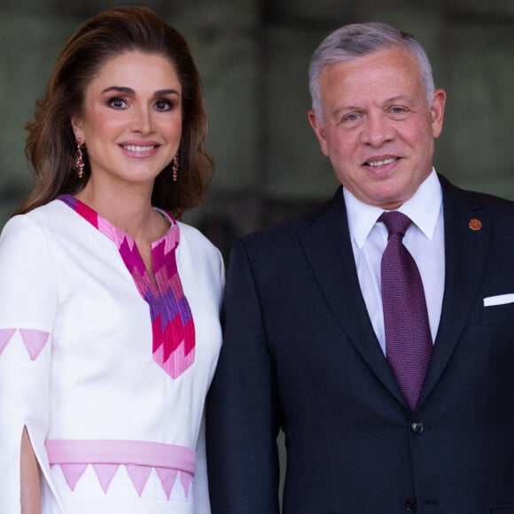 La reine Rania et le roi Abdallah II de Jordanie lors de la célébration du 76ème anniversaire de la fête de l'indépendance de la Jordanie à Amman, Jordanie