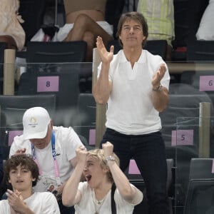 Affaire à suivre de près...
Tom Cruise assiste aux épreuves de gymnastique avec Simone Biles des USA lors des Jeux Olympiques 2024 (JO 2024) à Paris le 28 juillet 2024.