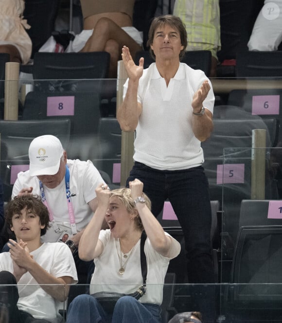 Affaire à suivre de près...
Tom Cruise assiste aux épreuves de gymnastique avec Simone Biles des USA lors des Jeux Olympiques 2024 (JO 2024) à Paris le 28 juillet 2024.