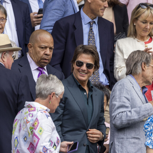 Tom Cruise assiste à la treizième journée des championnats de tennis de Wimbledon au All England Lawn Tennis and Croquet Club le 13 juillet 2024 à Londres, en Angleterre. © GoffPhotos/Bestimage