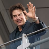 Tom Cruise de nouveau en couple ? La star hollywoodienne inséparable d'une chanteuse de 25 ans, les langues se délient