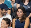 Tee-shirt blanc et casquette bleu sur la tête, Patrick Bruel a pu vibrer au rythme des exploits du Français

Patrick Bruel et son amie Clémence assistent aux épreuves de natation lors des Jeux Olympiques de Paris 2024 (JO) à La Défense Arena à Nanterre le 2 aout 2024. © Perusseau-Jacovides/Bestimage