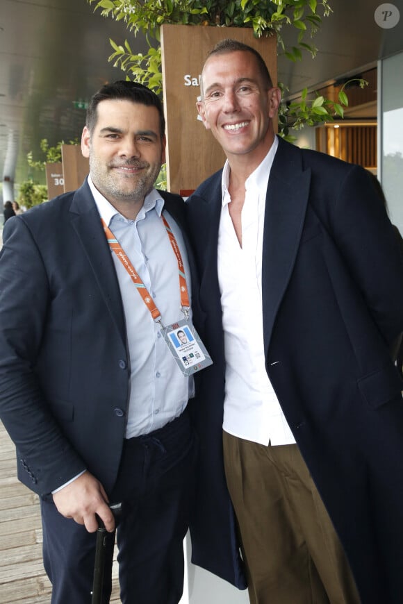 Exclusif - Matthieu Lartot et Imanol Harinordoquy (joueur de rugby) - Plateau de France Télévision lors des Internationaux de France de Tennis de Roland Garros 2024 - Jour 2 à Paris le 27 Mai 2024. © Bertrand Rindoff / Bestimage