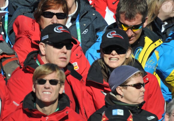 Le Prince Albert II de Monaco et Charlene Wittstock assistent au Super G féminin de ski alpin des XXIe Jeux Olympiques d'hiver de Vancouver 2010 au Creekside park de Whistler, Canada, le 20 février 2010. Photo par Gouhier-Hahn-Nebinger/ABACAPRESS.COM